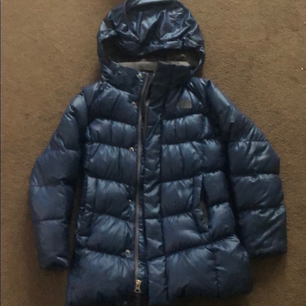 North Face girls puffer jacket-size 6 (XS)